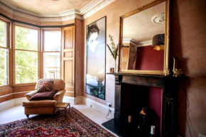 Unique character 2bd, in heart of West End